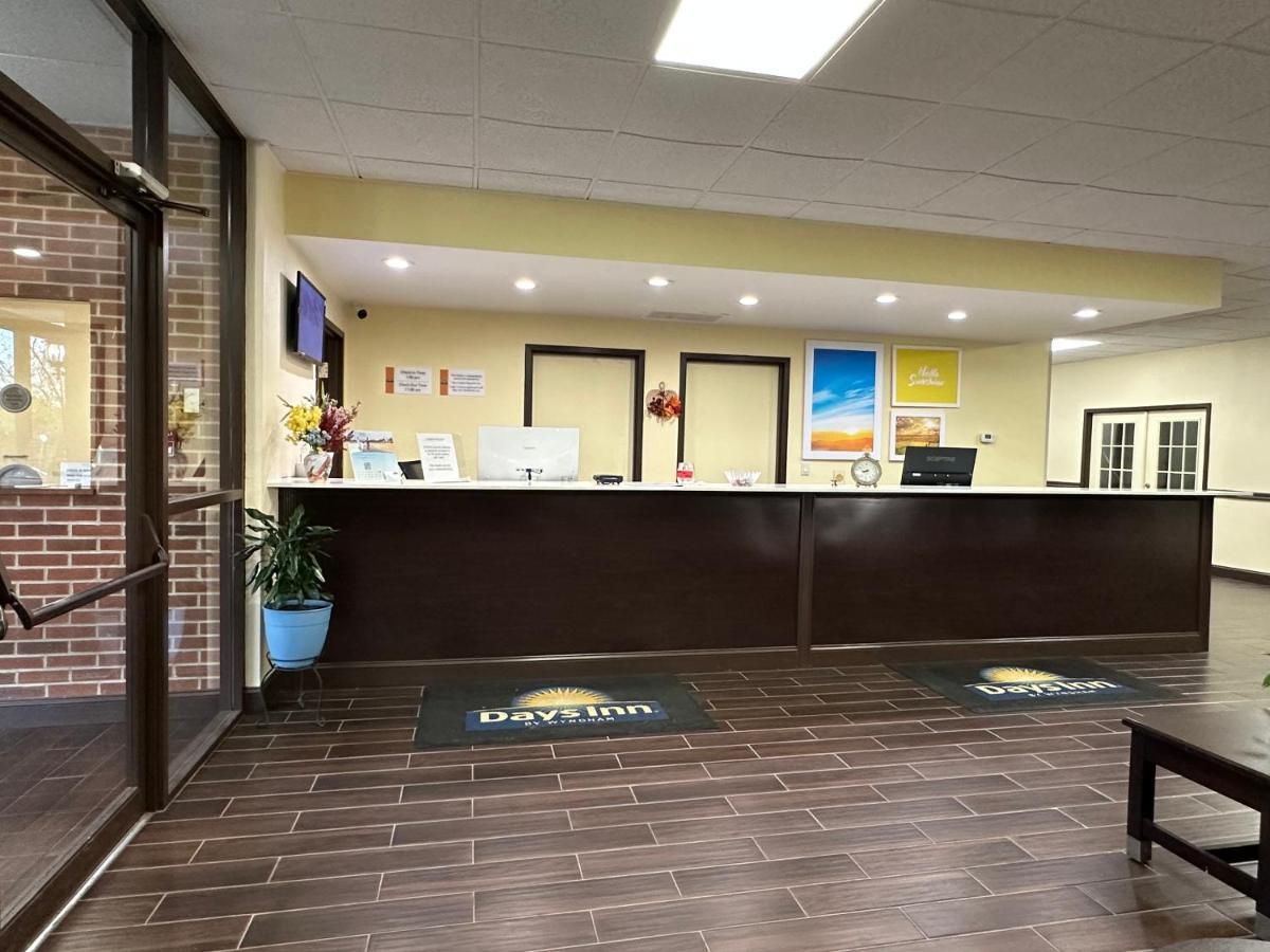Days Inn By Wyndham Maysville Kentucky Екстер'єр фото